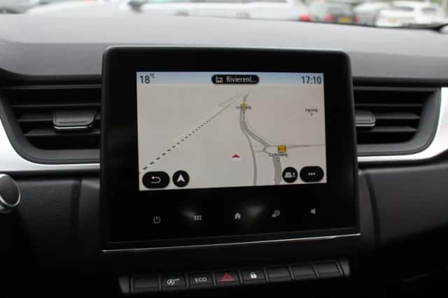 Renault Captur (2021) thumbnail 22