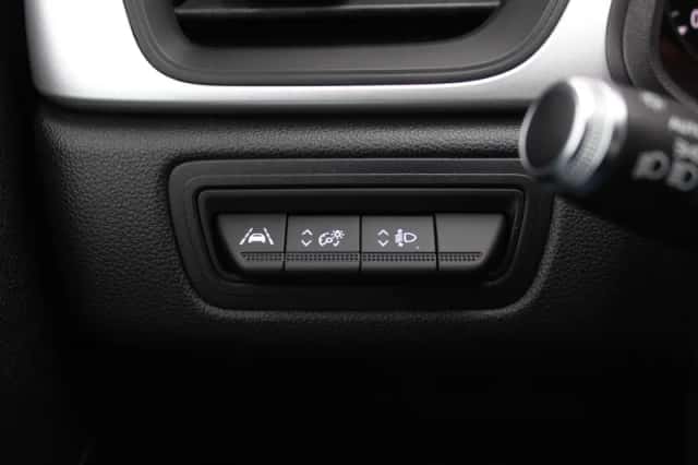 Renault Captur (2021) thumbnail 35