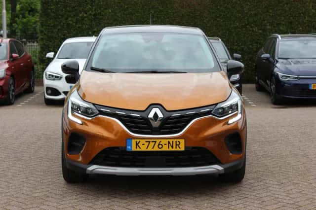 Renault Captur (2021) thumbnail 8