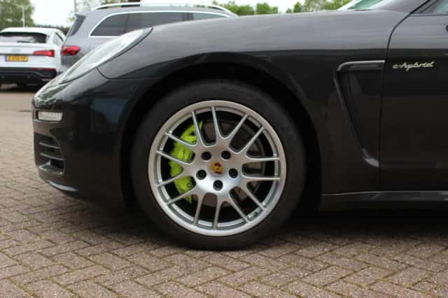 Porsche Panamera (2014) thumbnail 14