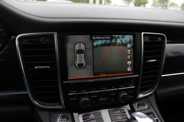 Porsche Panamera (2014) thumbnail 20