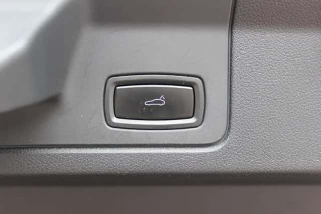 Porsche Panamera (2014) thumbnail 31