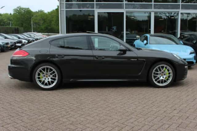 Porsche Panamera (2014) thumbnail 5