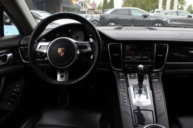 Porsche Panamera (2014) thumbnail 9