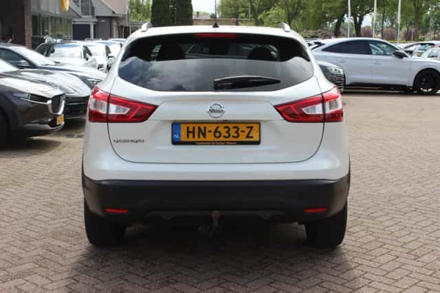 Nissan Qashqai (2015) thumbnail 15