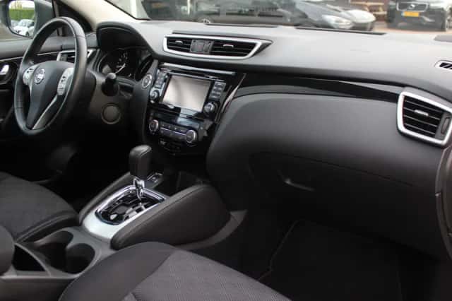 Nissan Qashqai (2016) thumbnail 8