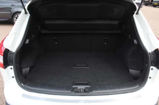 Nissan Qashqai (2016) thumbnail 10