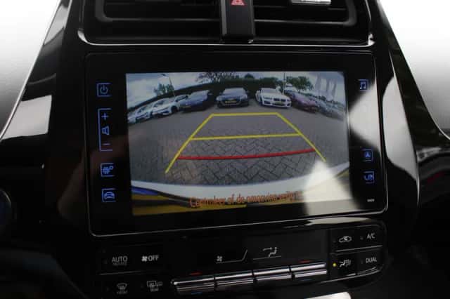 Toyota Prius (2019) thumbnail 22