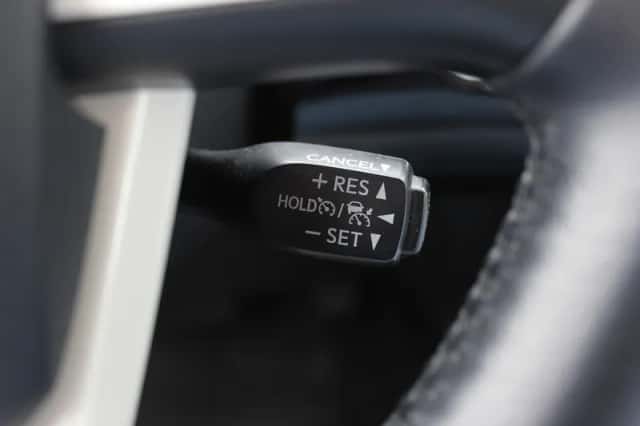 Toyota Prius (2019) thumbnail 31