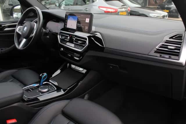 BMW iX3 (2023) thumbnail 14