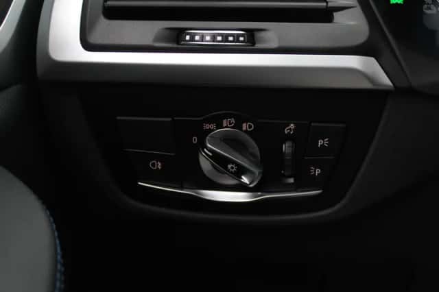 BMW iX3 (2023) thumbnail 36