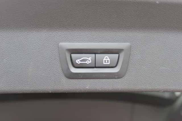 BMW iX3 (2023) thumbnail 43