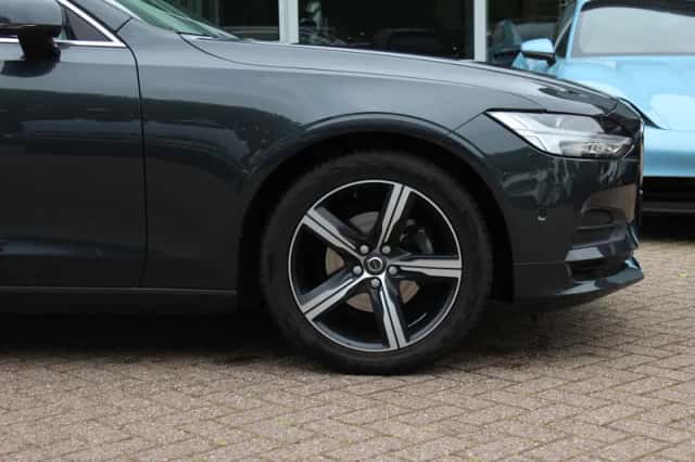 Volvo V90 (2017) thumbnail 14