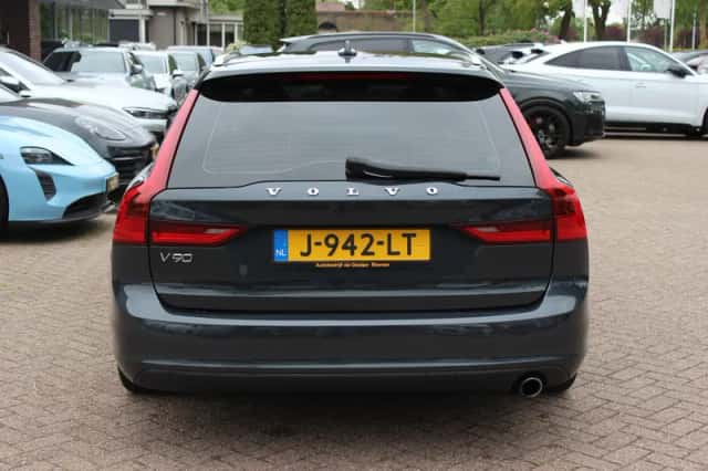 Volvo V90 (2017) thumbnail 15