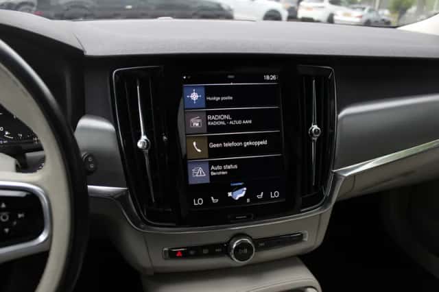 Volvo V90 (2017) thumbnail 20