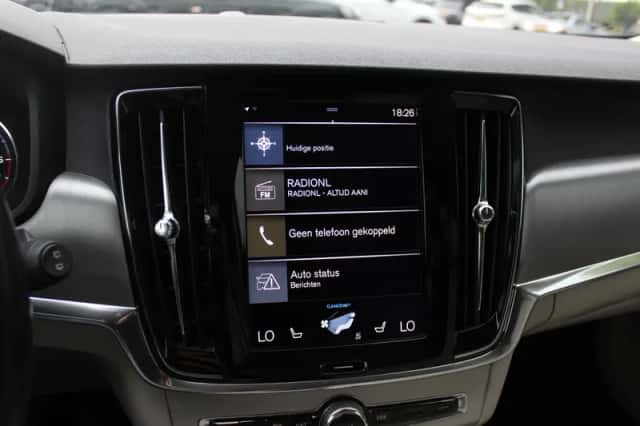 Volvo V90 (2017) thumbnail 21
