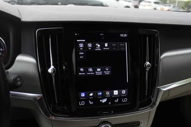 Volvo V90 (2017) thumbnail 22