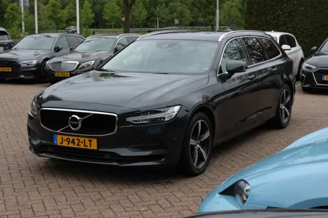 Volvo V90 (2017) thumbnail 5