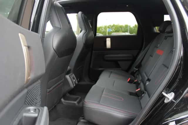 MINI Countryman (2024) thumbnail 11