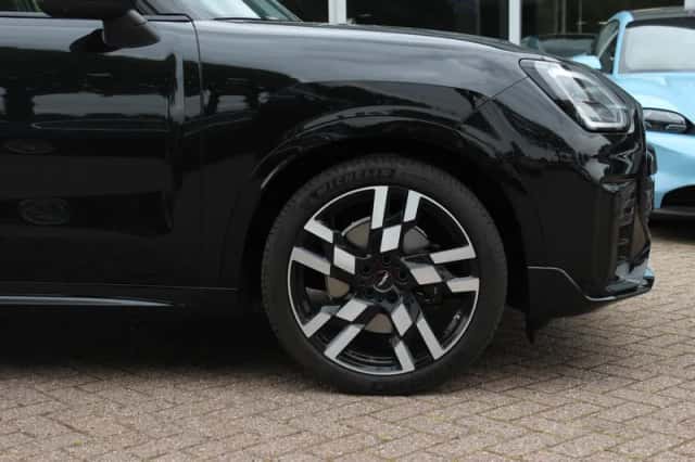 MINI Countryman (2024) thumbnail 15