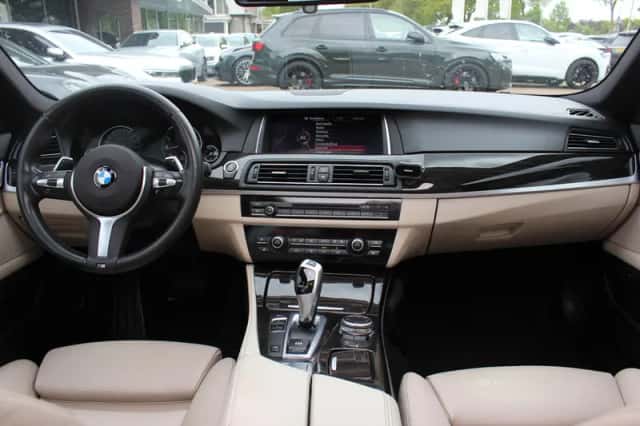 BMW 5-Serie (2017) thumbnail 2