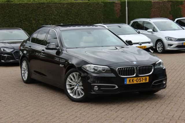 BMW 5-Serie (2017) thumbnail 33