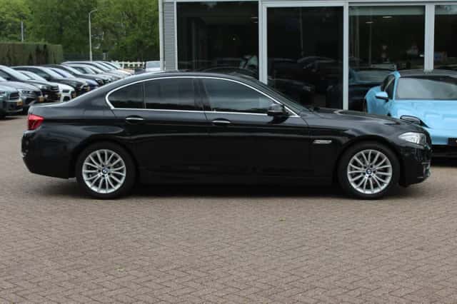 BMW 5-Serie (2017) thumbnail 5