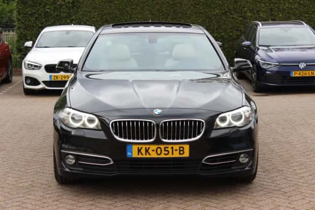 BMW 5-Serie (2017) thumbnail 8