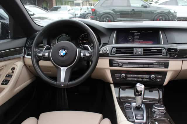 BMW 5-Serie (2017) thumbnail 9