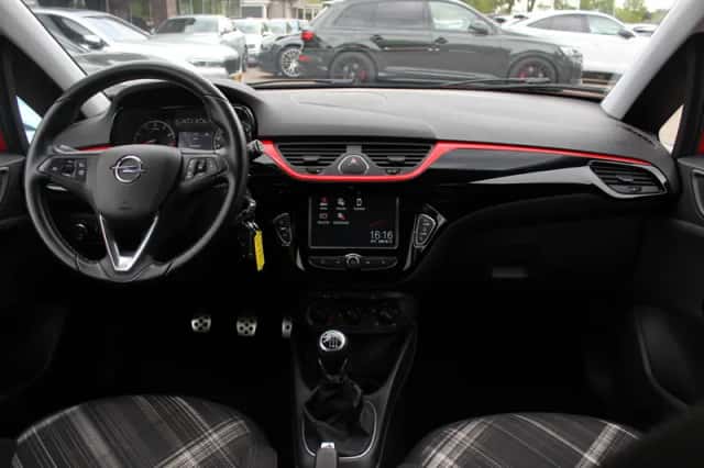 Opel Corsa (2016) thumbnail 2