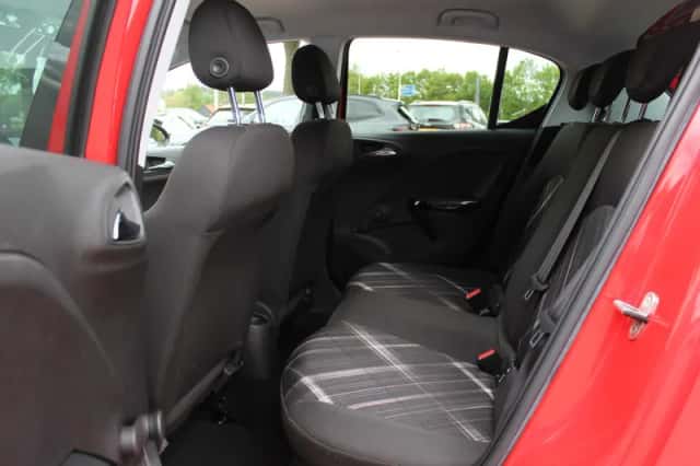 Opel Corsa (2016) thumbnail 11