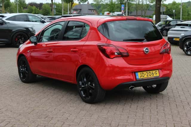 Opel Corsa (2016) thumbnail 3