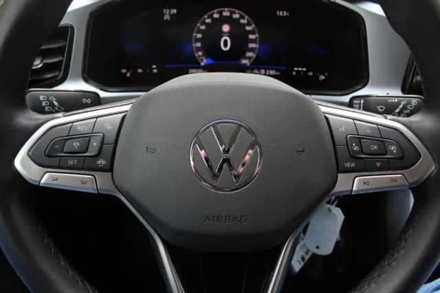 Volkswagen T-Roc (2024) thumbnail 29