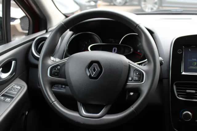 Renault Clio (2018) thumbnail 18