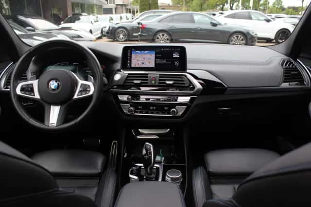 BMW X3 (2020) thumbnail 2