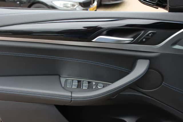 BMW X3 (2020) thumbnail 36