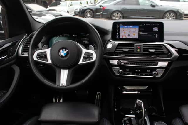 BMW X3 (2020) thumbnail 9