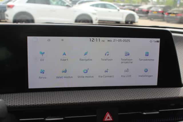 Kia EV6 (2022) thumbnail 10