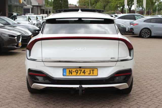 Kia EV6 (2021) thumbnail 13