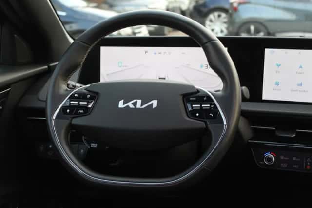 Kia EV6 (2021) thumbnail 14