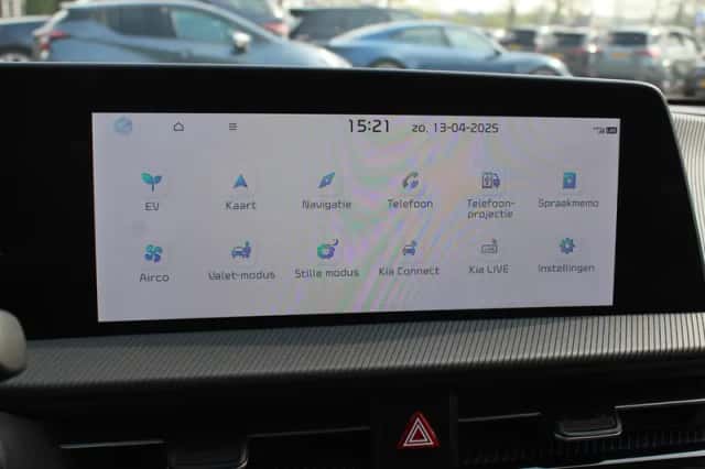 Kia EV6 (2021) thumbnail 18