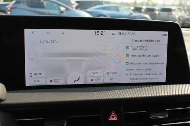 Kia EV6 (2021) thumbnail 22