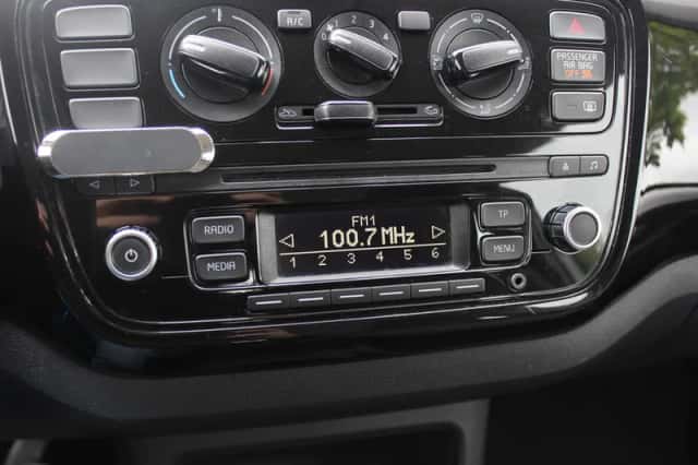 Volkswagen Up! (2013) thumbnail 22