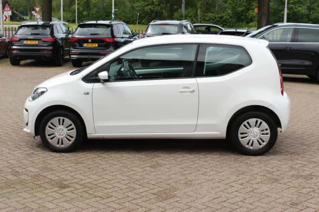 Volkswagen Up! (2013) thumbnail 7