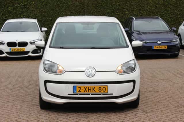 Volkswagen Up! (2013) thumbnail 8