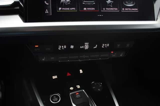 Audi Q4 (2022) thumbnail 24
