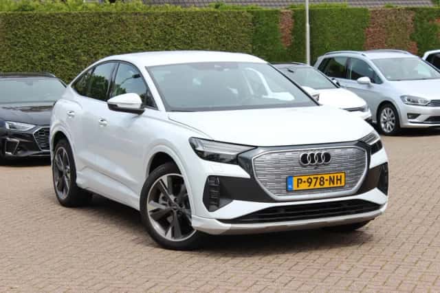 Audi Q4 (2022) thumbnail 31