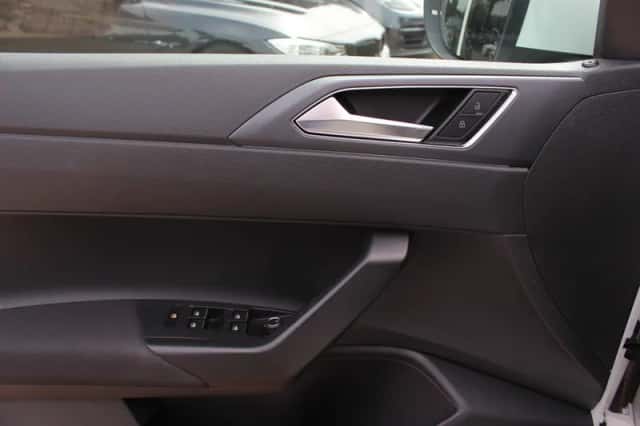Volkswagen Taigo (2024) thumbnail 33