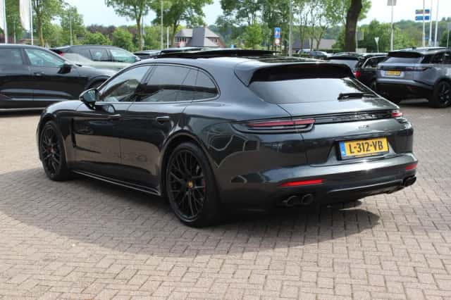 Porsche Panamera (2019) thumbnail 3