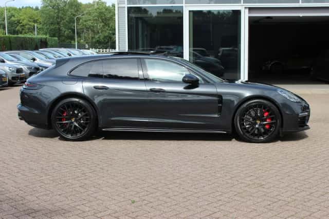 Porsche Panamera (2019) thumbnail 5